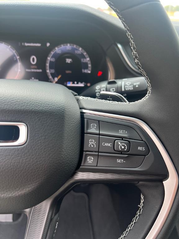 new 2025 Jeep Grand Cherokee car, priced at $45,899
