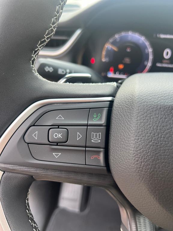 new 2025 Jeep Grand Cherokee car, priced at $45,899