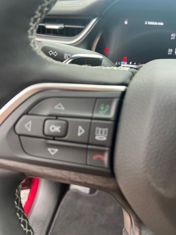 new 2025 Jeep Grand Cherokee car, priced at $46,147