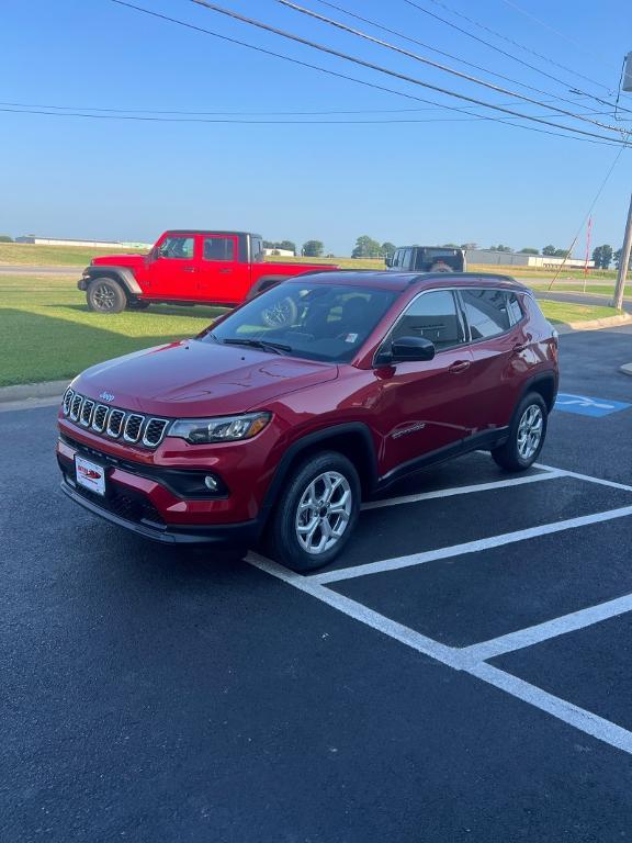 new 2025 Jeep Compass car, priced at $32,658