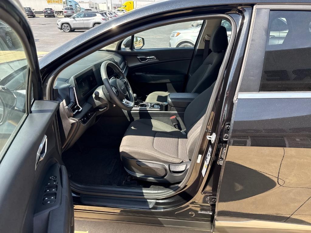 used 2024 Kia Sportage car, priced at $25,950