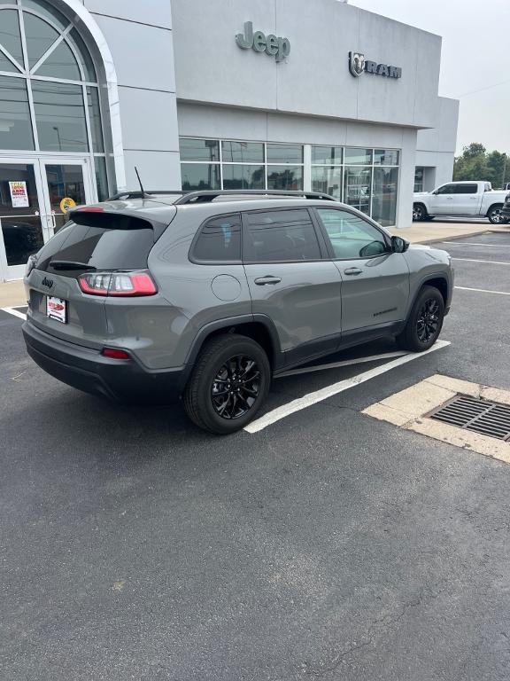 used 2023 Jeep Cherokee car, priced at $23,455