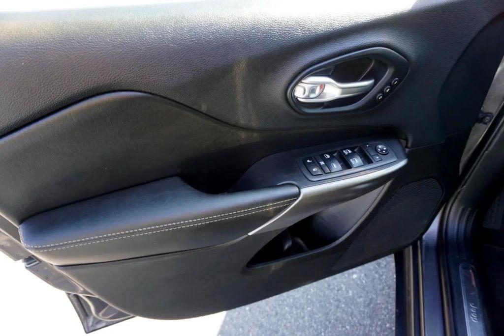 used 2019 Jeep Cherokee car, priced at $15,900