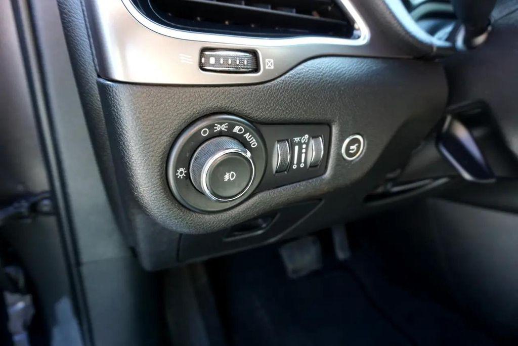 used 2019 Jeep Cherokee car, priced at $15,900