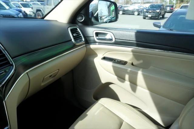 used 2020 Jeep Grand Cherokee car, priced at $19,500