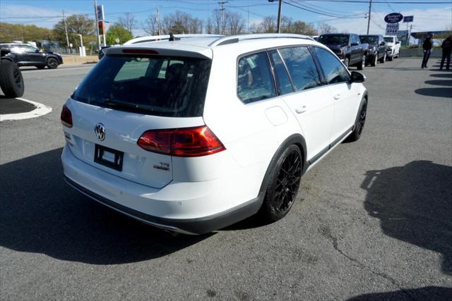 used 2017 Volkswagen Golf Alltrack car, priced at $16,200