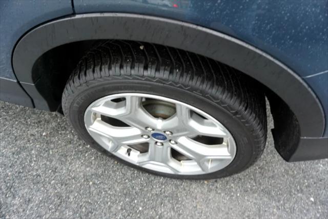 used 2019 Ford Escape car
