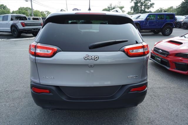 used 2018 Jeep Cherokee car, priced at $16,800