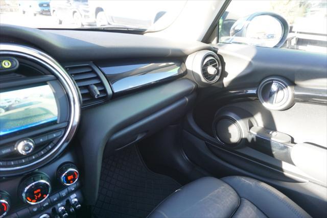 used 2019 MINI Hardtop car, priced at $13,200