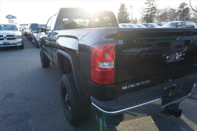 used 2018 GMC Sierra 2500 car, priced at $34,400