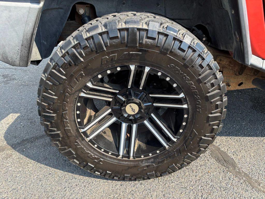 used 2003 Hummer H2 car, priced at $14,995