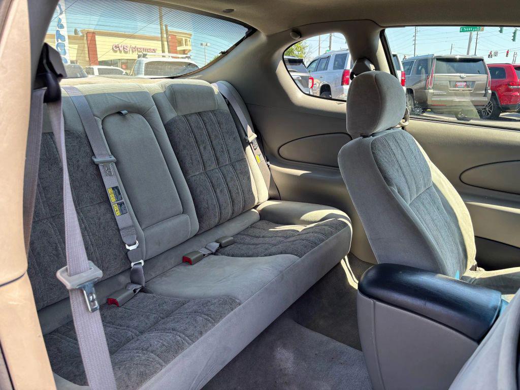 used 2004 Chevrolet Monte Carlo car, priced at $8,995