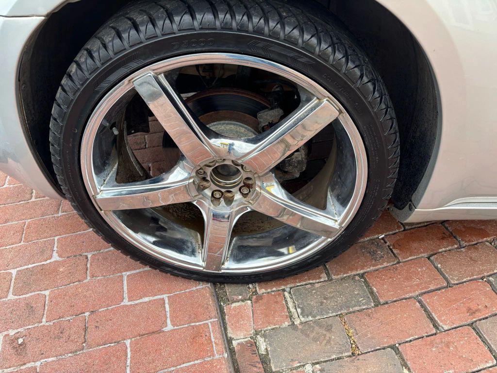 used 2006 Chrysler 300 car, priced at $5,995