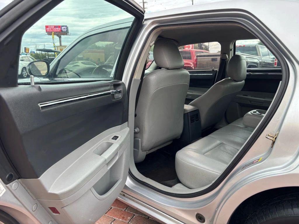 used 2006 Chrysler 300 car, priced at $5,995