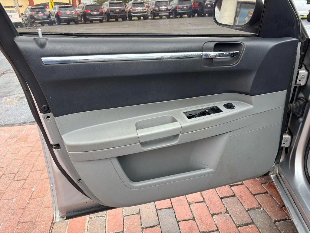 used 2006 Chrysler 300 car, priced at $5,995