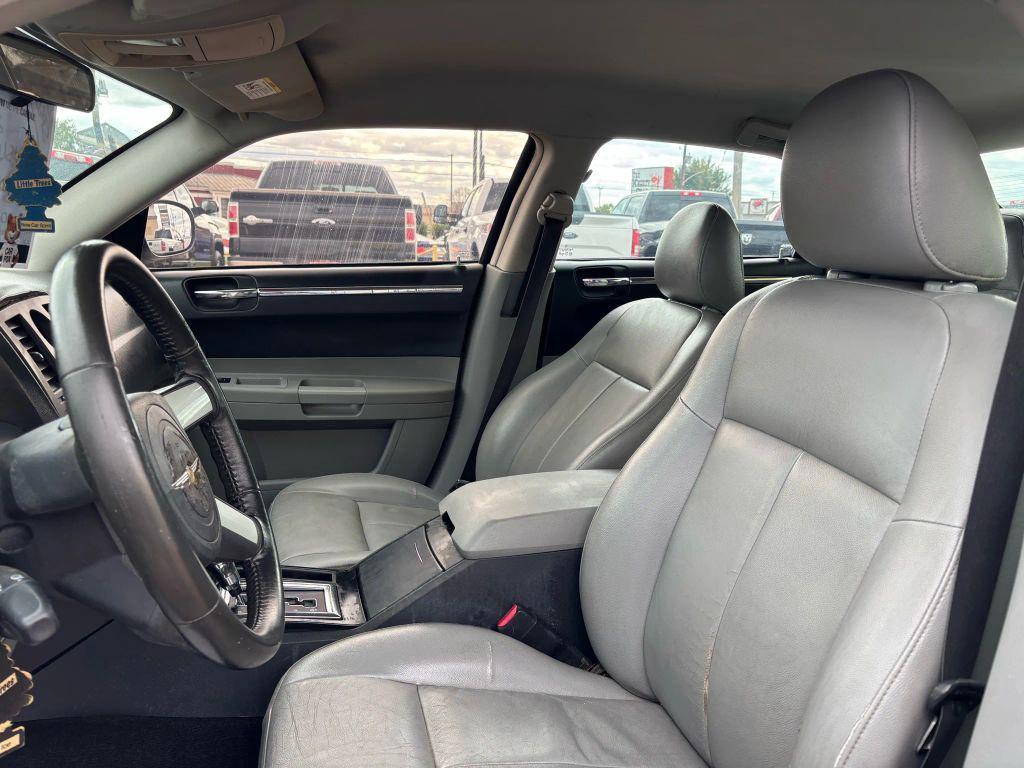 used 2006 Chrysler 300 car, priced at $5,995