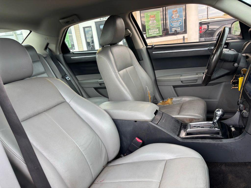 used 2006 Chrysler 300 car, priced at $5,995