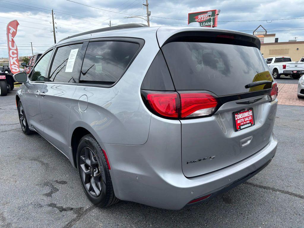 used 2020 Chrysler Pacifica car, priced at $17,995
