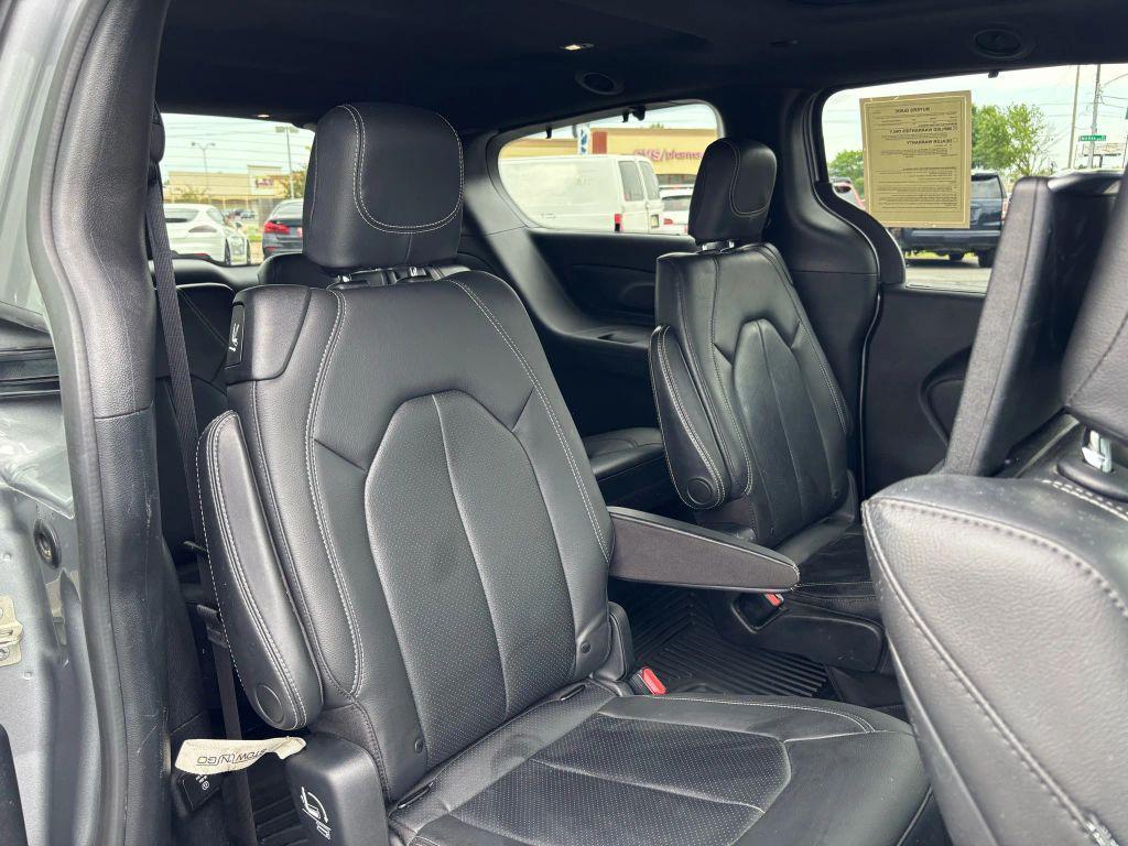 used 2020 Chrysler Pacifica car, priced at $17,995
