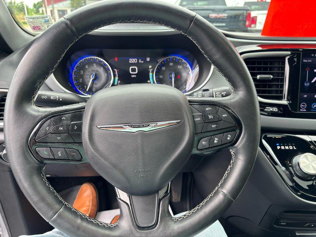 used 2020 Chrysler Pacifica car, priced at $17,995