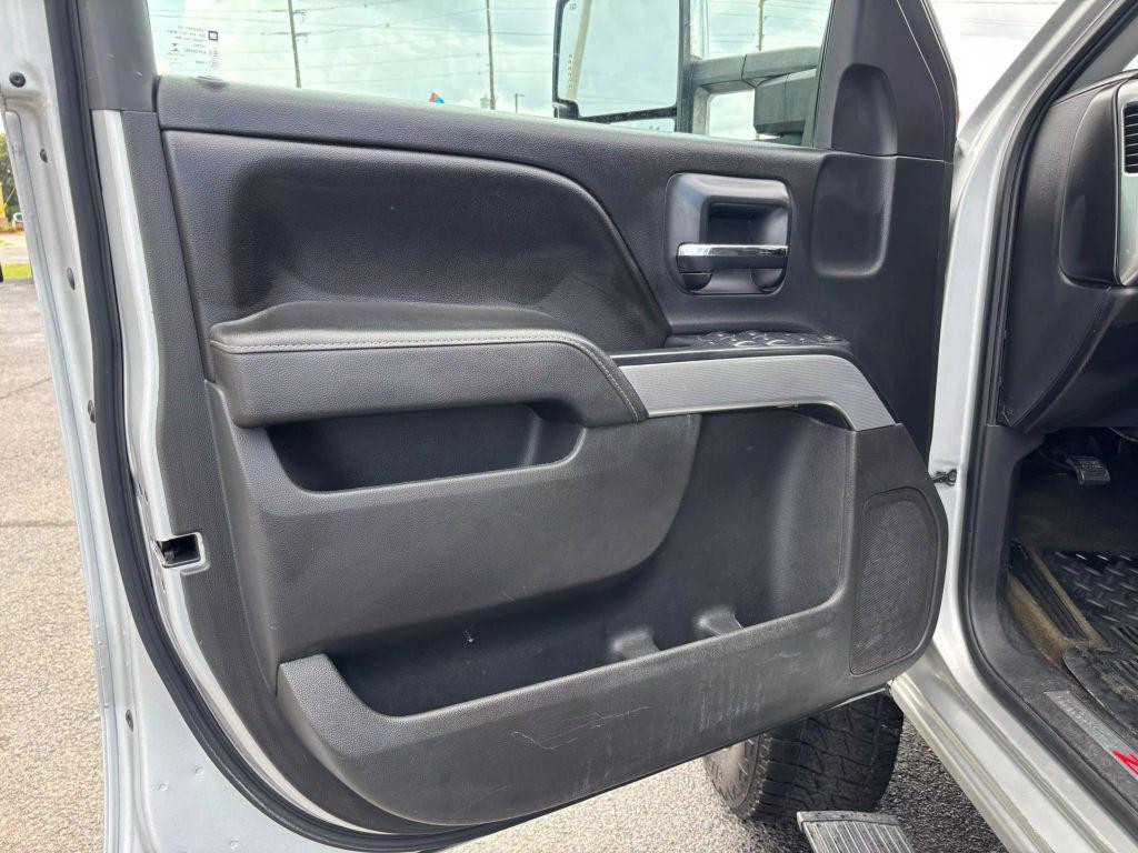 used 2015 Chevrolet Silverado 1500 car, priced at $21,995