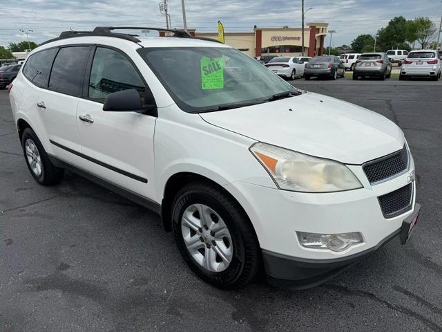 used 2011 Chevrolet Traverse car, priced at $4,995