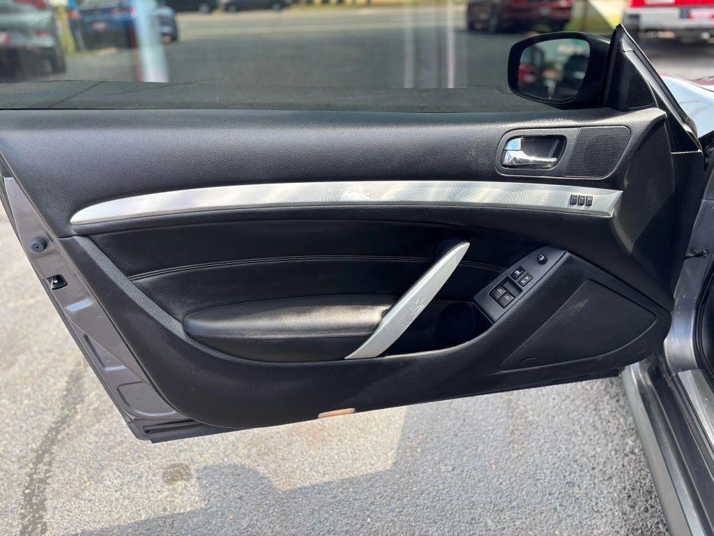 used 2014 INFINITI Q60 car, priced at $15,995