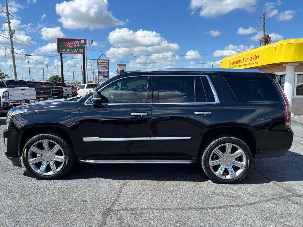 used 2019 Cadillac Escalade car, priced at $25,995