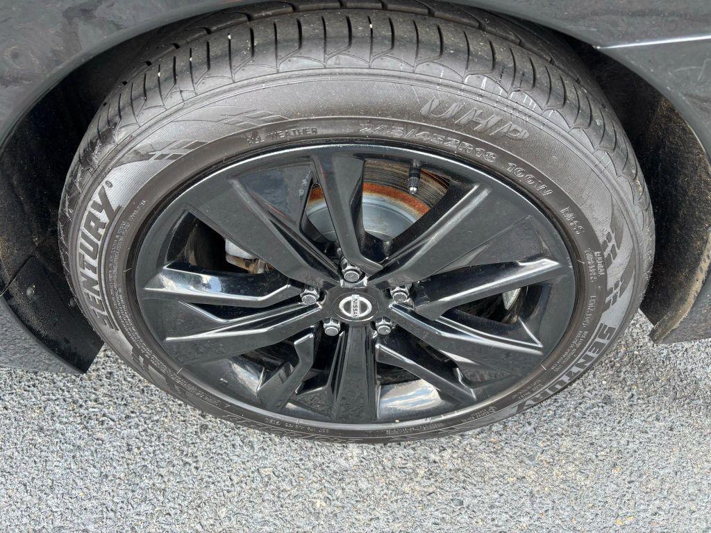 used 2020 Nissan Maxima car, priced at $16,995