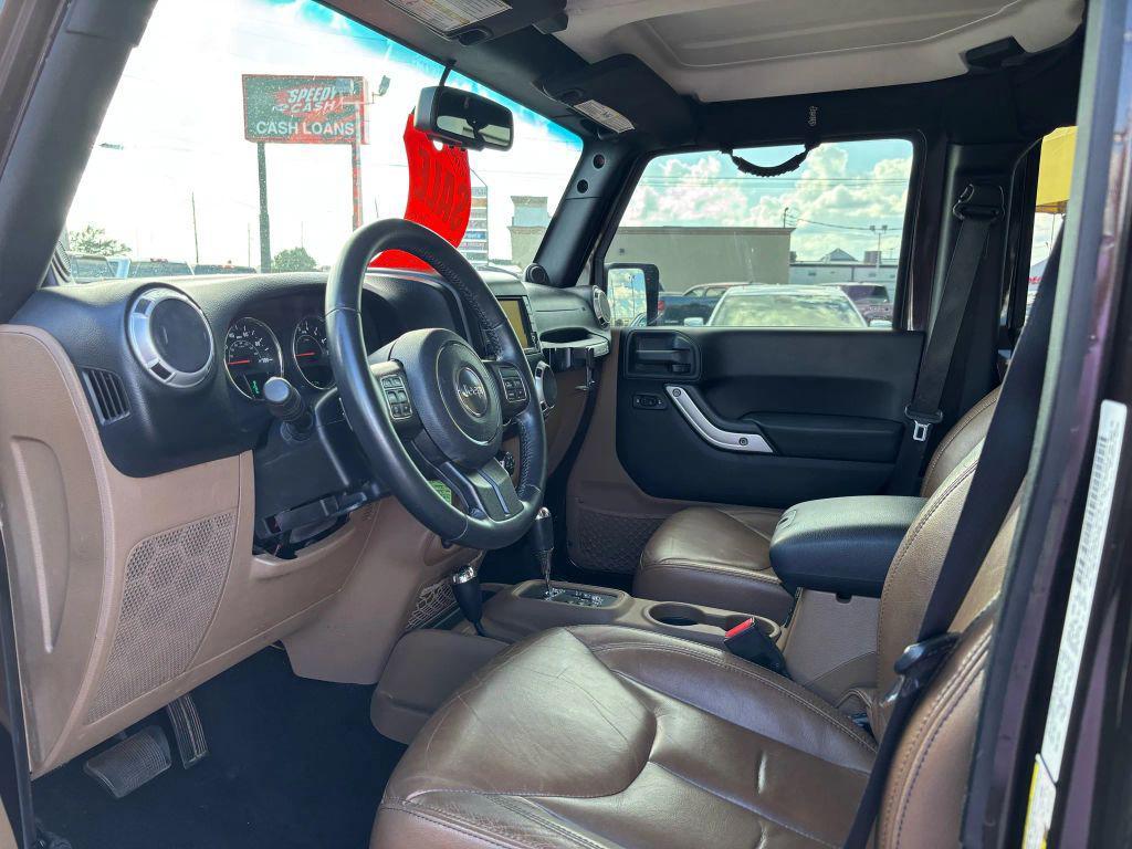 used 2013 Jeep Wrangler Unlimited car, priced at $17,995