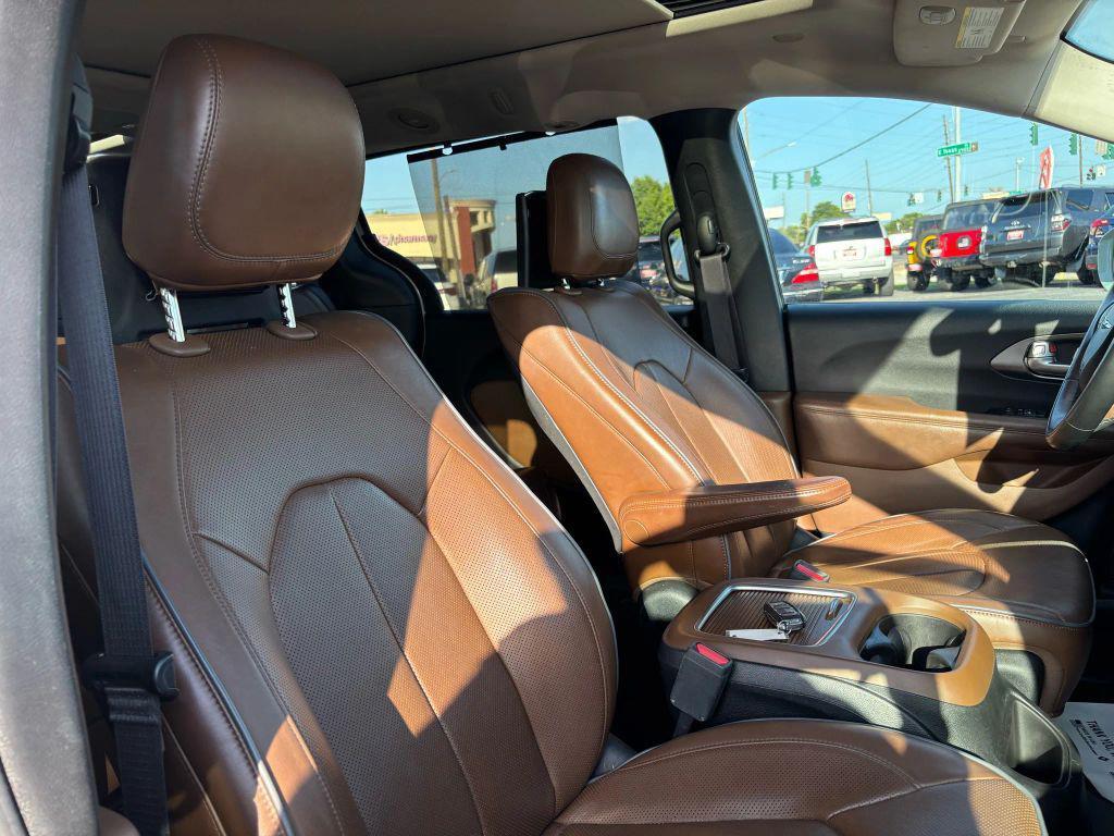 used 2017 Chrysler Pacifica car, priced at $14,995