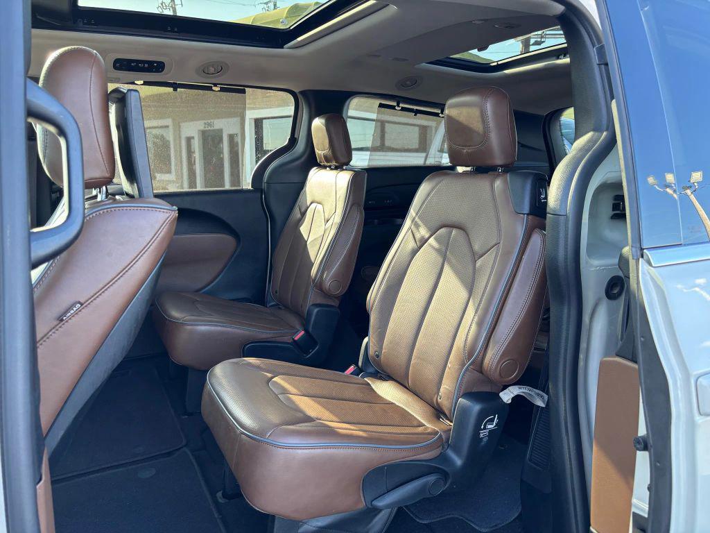 used 2017 Chrysler Pacifica car, priced at $14,995