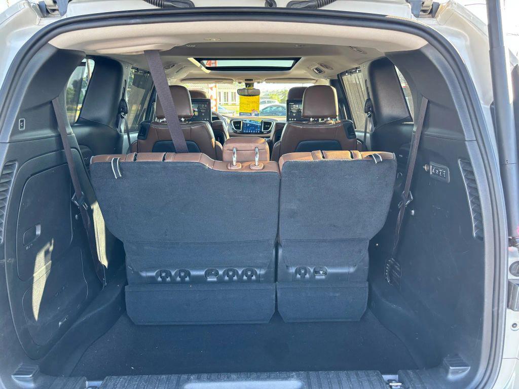 used 2017 Chrysler Pacifica car, priced at $14,995
