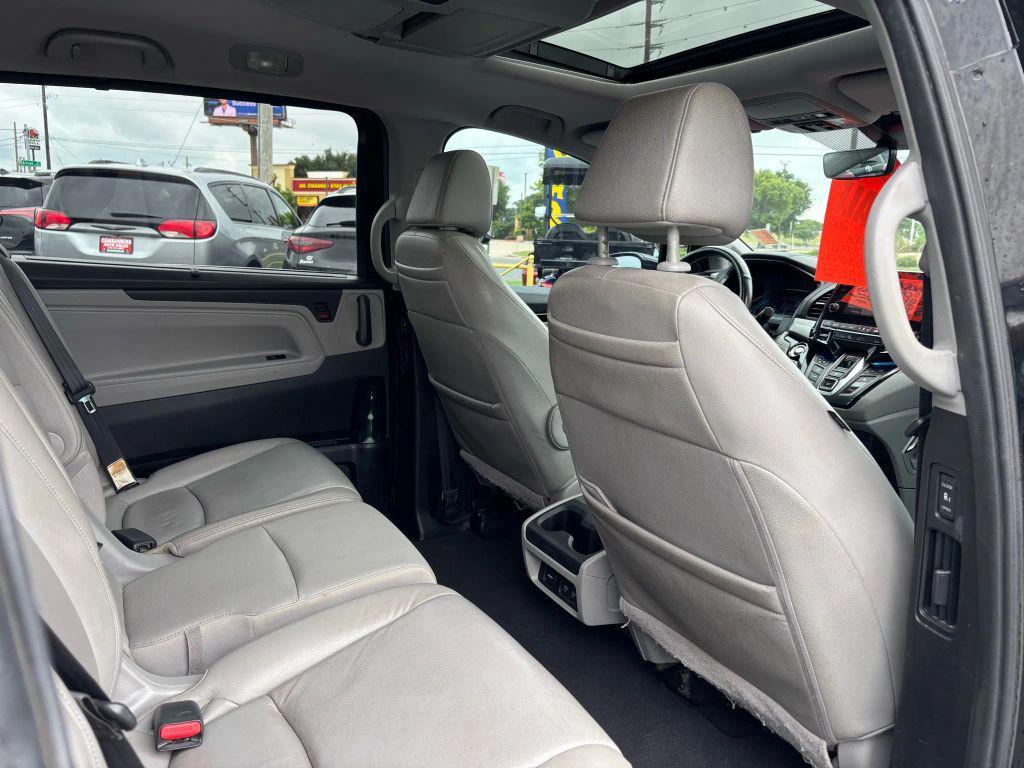 used 2018 Honda Odyssey car, priced at $19,995