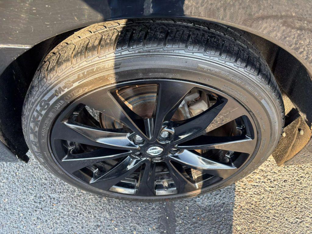 used 2016 Nissan Maxima car, priced at $19,995