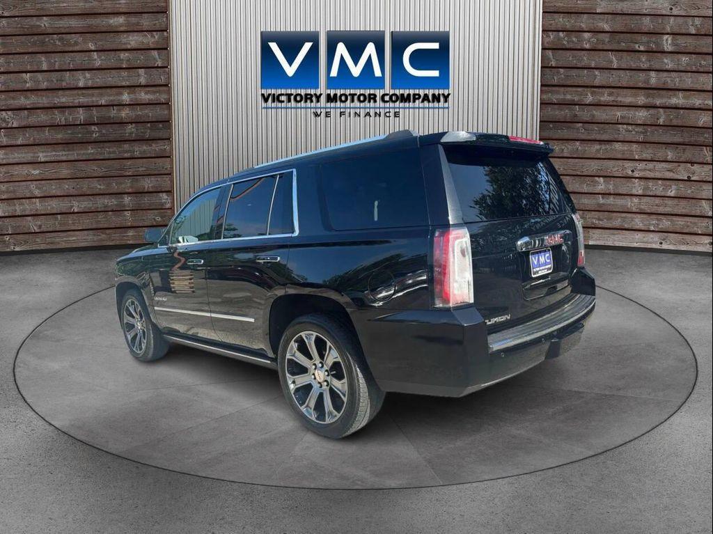 used 2018 GMC Yukon car, priced at $28,900