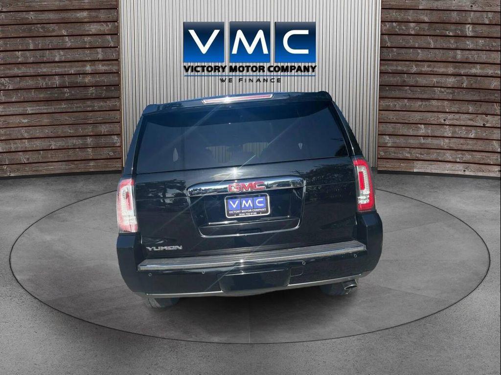 used 2018 GMC Yukon car, priced at $28,900