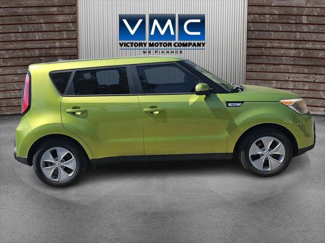 used 2015 Kia Soul car, priced at $10,900