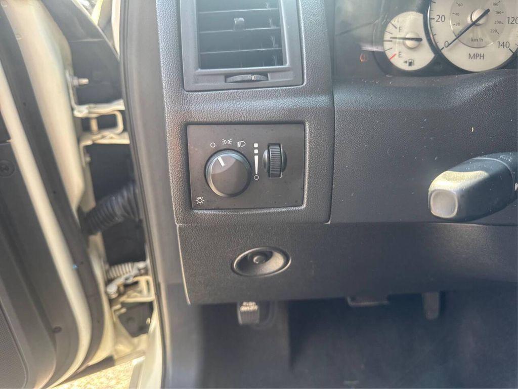 used 2009 Chrysler 300 car, priced at $9,995