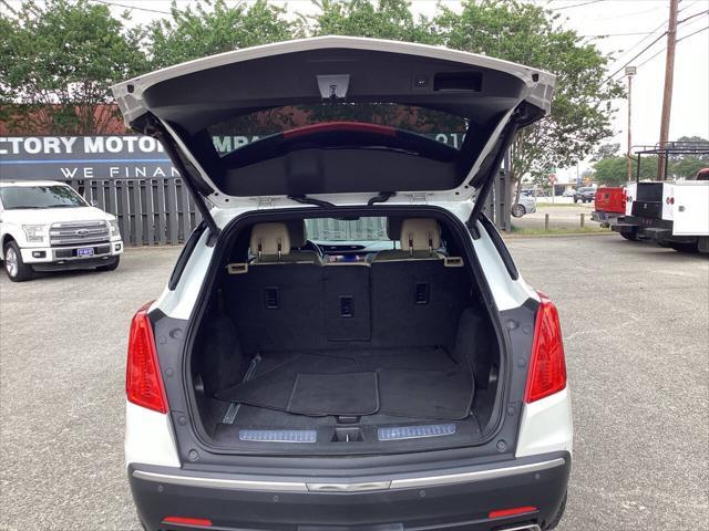 used 2017 Cadillac XT5 car, priced at $12,900