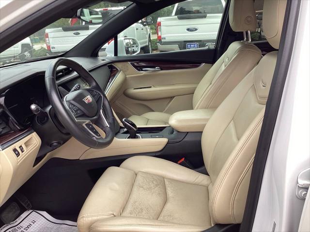 used 2017 Cadillac XT5 car, priced at $12,900