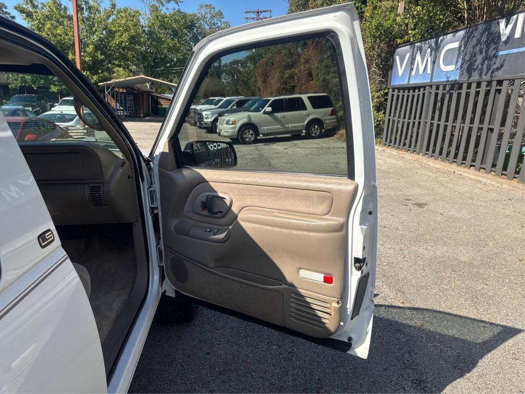 used 1999 Chevrolet Tahoe car, priced at $10,900
