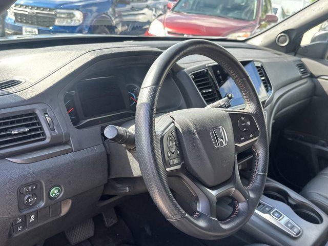 used 2022 Honda Pilot car, priced at $35,991