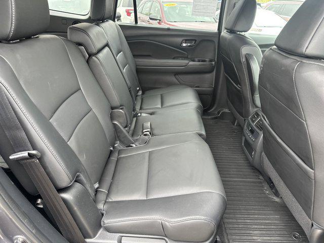 used 2022 Honda Pilot car, priced at $35,999