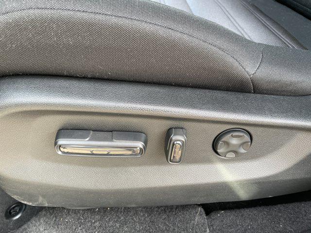 used 2022 Honda CR-V car, priced at $30,999