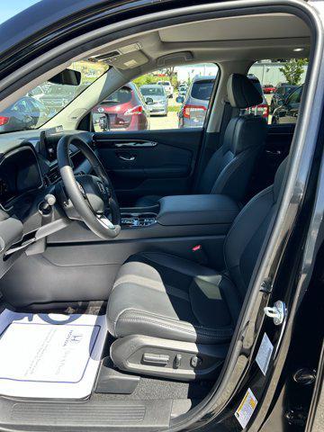 new 2025 Honda Pilot car, priced at $49,990