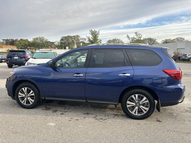 used 2018 Nissan Pathfinder car, priced at $9,999