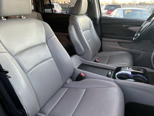 used 2020 Honda Pilot car, priced at $25,993