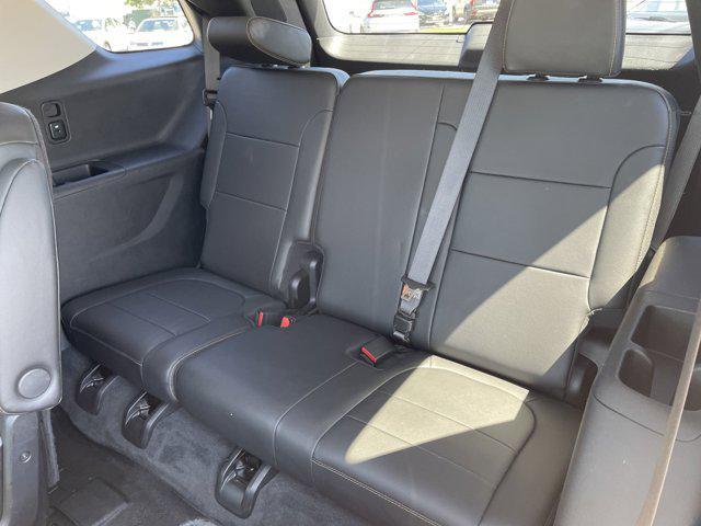 used 2021 Chevrolet Traverse car, priced at $29,996