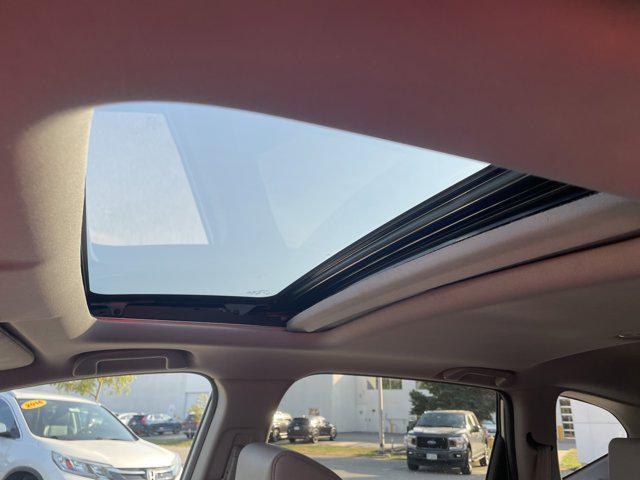 used 2022 Honda CR-V car, priced at $30,753